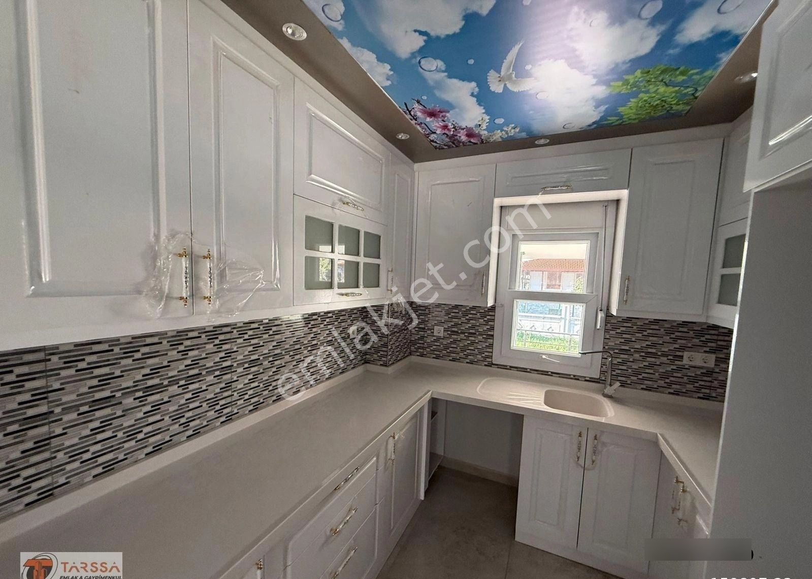 Tarssa Gayrimenkul'den Satılık Dikili'de 4+1 Triplex Villa! - Görsel 2