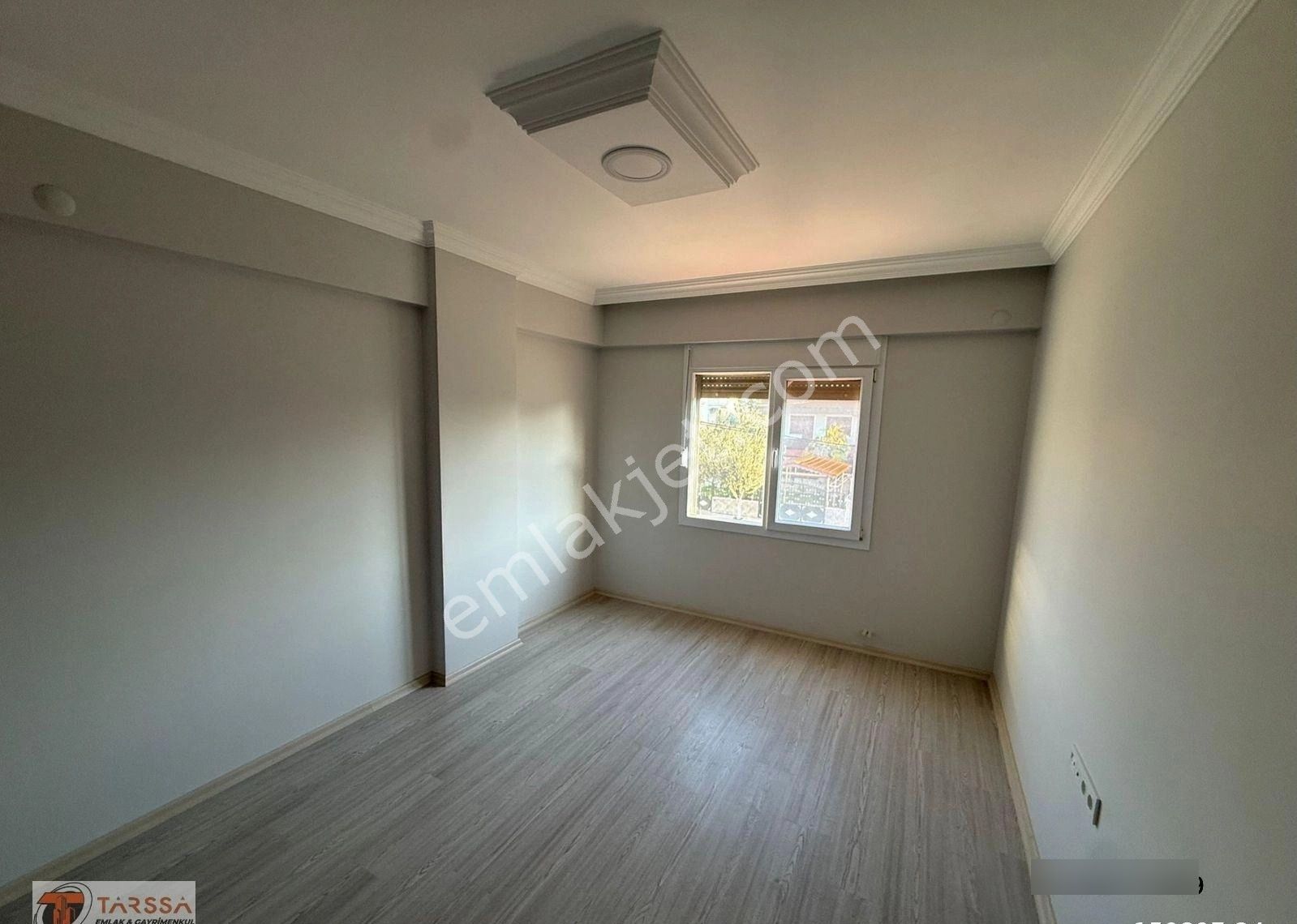 Tarssa Gayrimenkul'den Dikili Cumhuriyet Mh. Denize Yakın 4+1 Satılık Triplex Villa! - Görsel 16