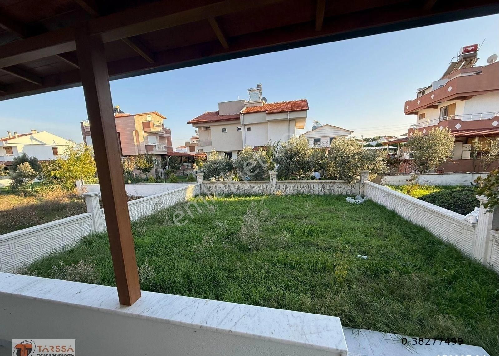 Tarssa Gayrimenkul'den Dikili Cumhuriyet Mh. Denize Yakın 4+1 Satılık Triplex Villa! - Görsel 11