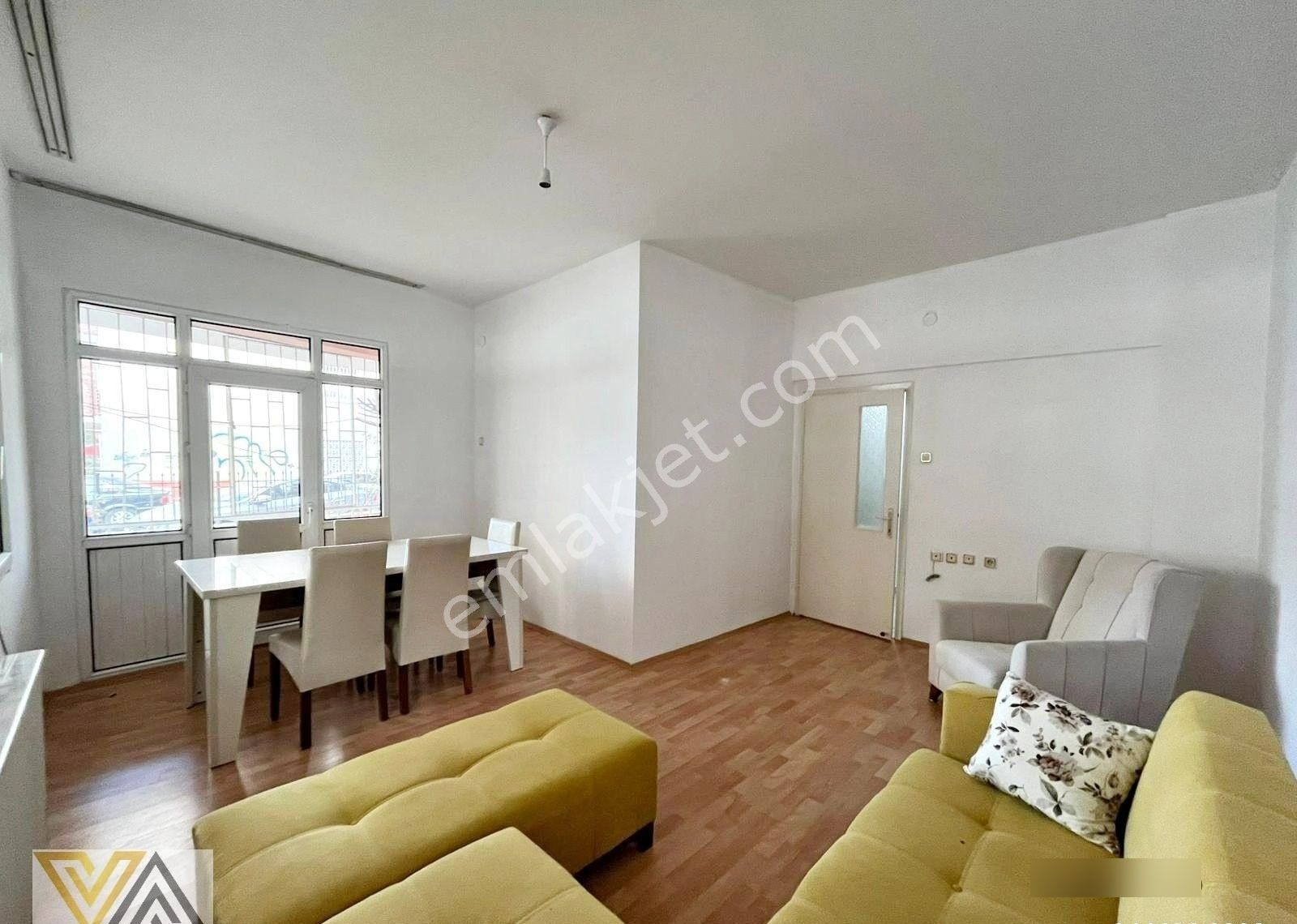 Valentia'dan Emek Mahallesinde 2+1 Satılık Daire !!!