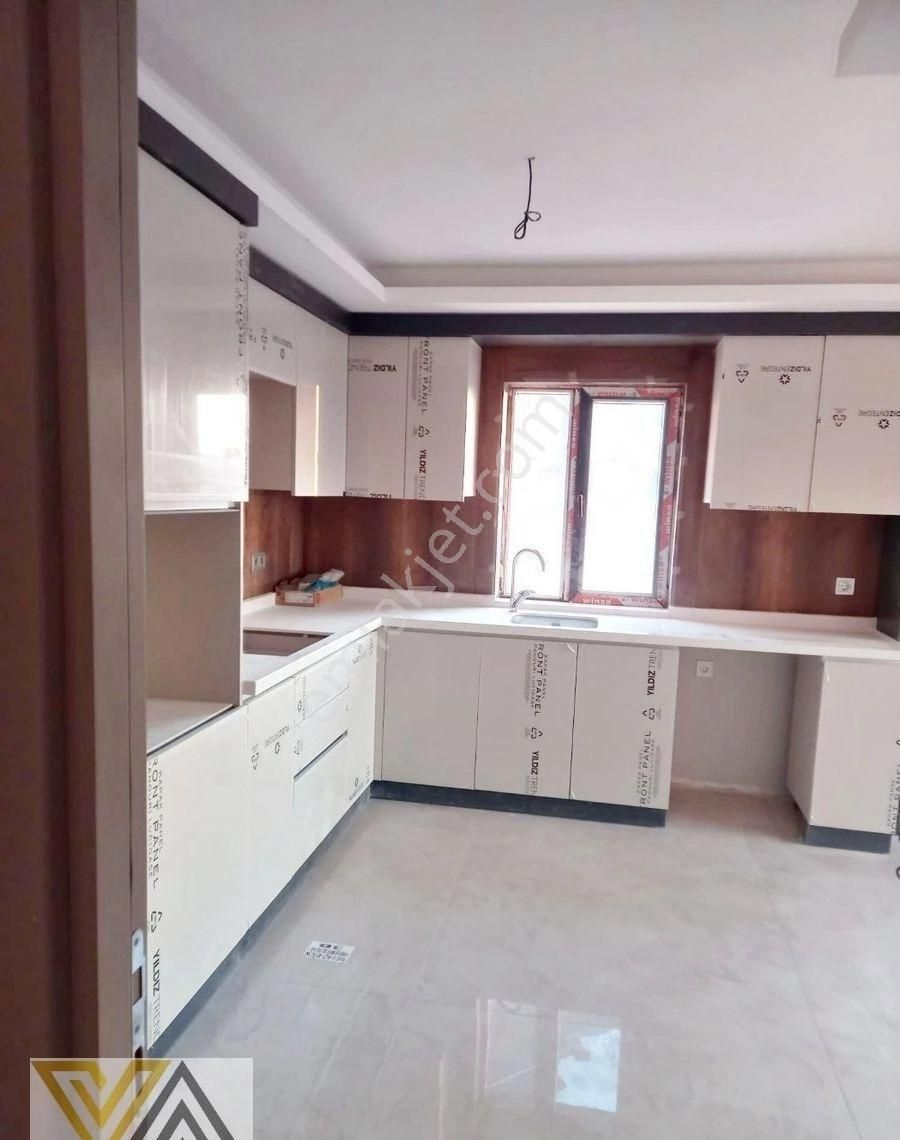 Valentia'dan Ege Mahallesinde Geniş 4+1 Satılık Daire !!! - Görsel 3