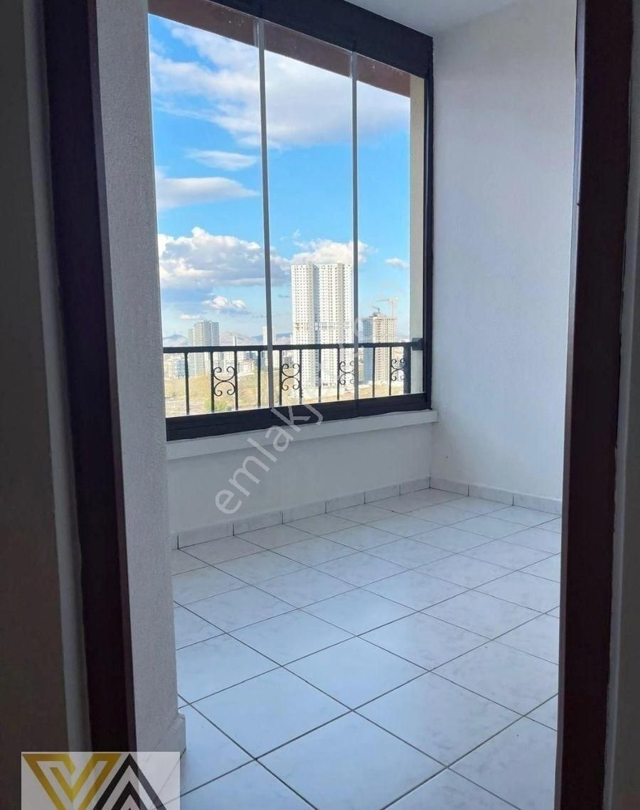 Valentia'dan İlker Mahallesinde Manzaralı 5+2 Dubleks Satılık Daire !!! - Görsel 35