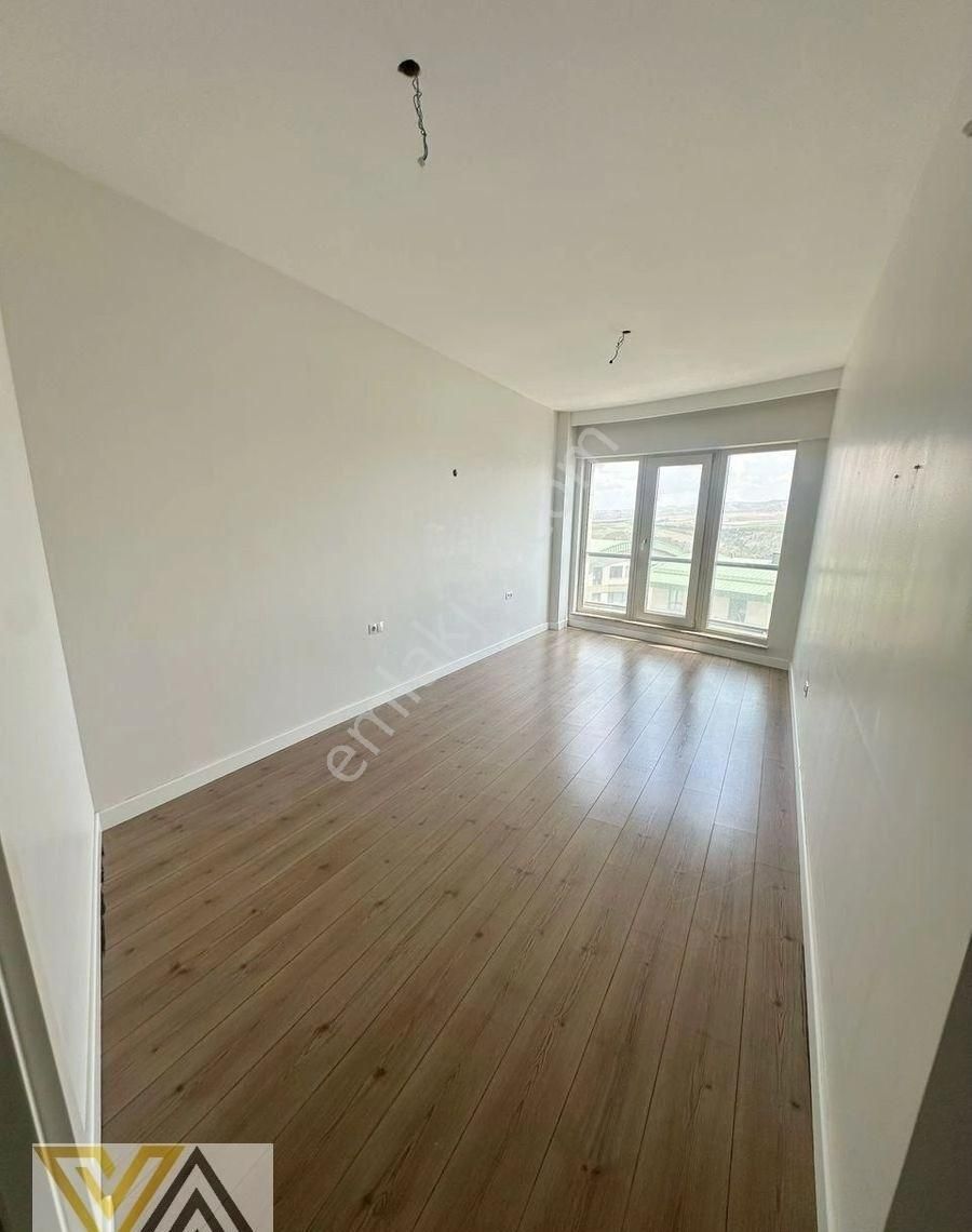 Valentia Gayrienkul'den Vadi Manzaralı 3+1 Satılık Daire !!! - Görsel 4