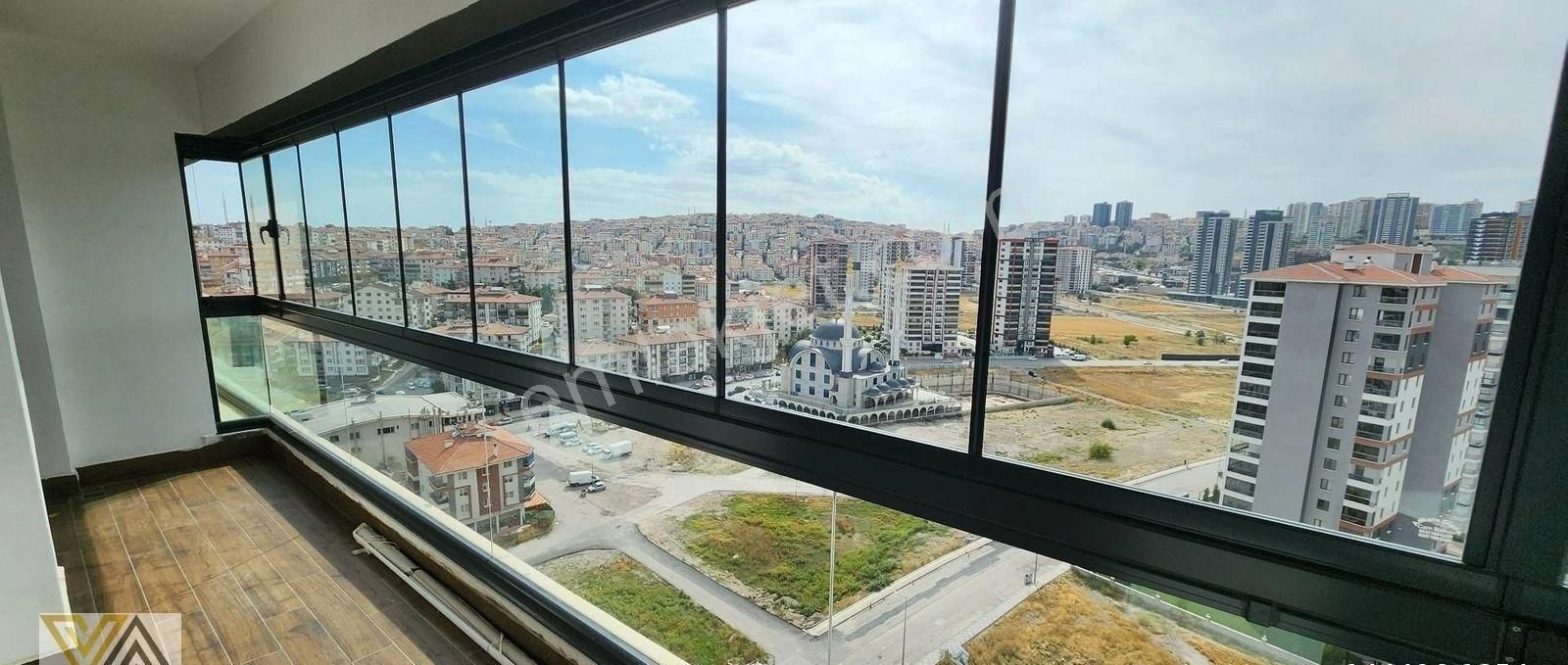 Valentia'dan İnci Life Evlerinde 4+1 Satılık Daire !!! - Görsel 3