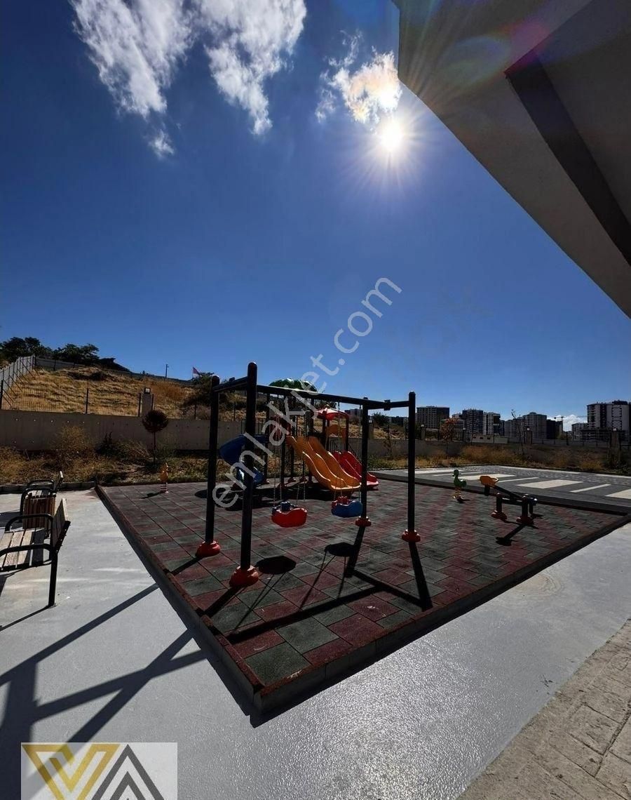 Valentia'dan Ovacıkta Site İçerisinde 4.5+1 Satılık Daire !!! - Görsel 19