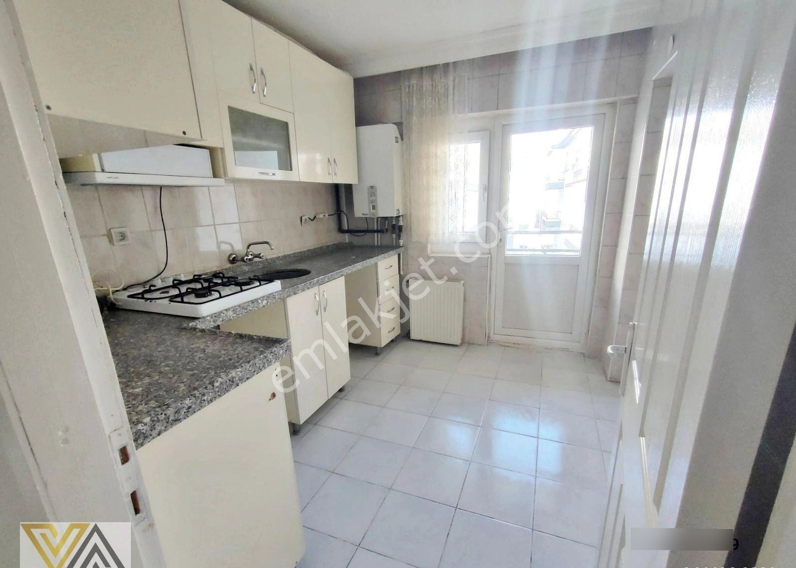 Valentia'dan Anadolu Caddesi Yanı Ara Kat Kiralık 3+1 Daire !!! - Görsel 5