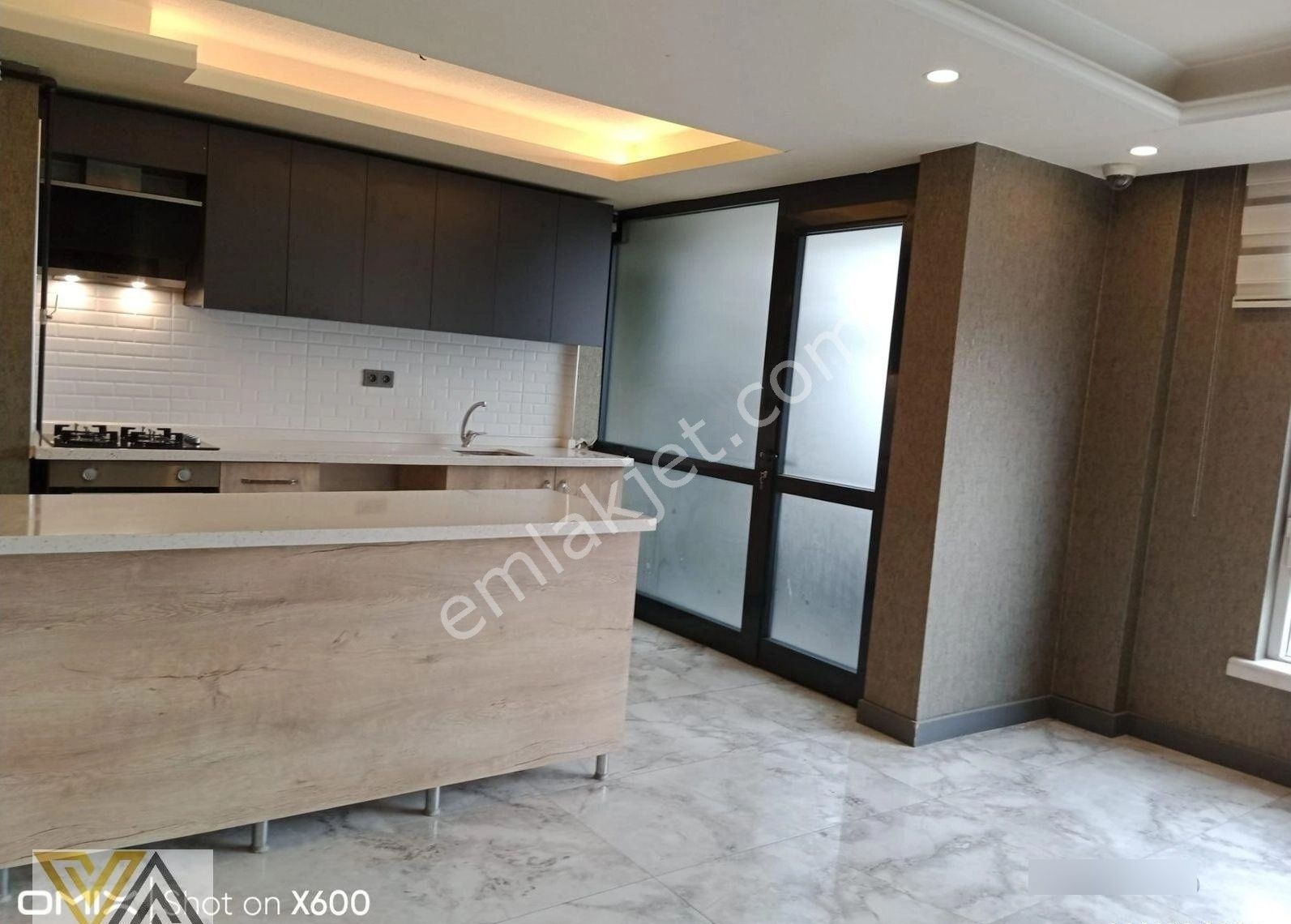 Valentia'dan Kızılayda Mükemmel Konumda Full Yapılı 3+1 Daire !!! - Görsel 4