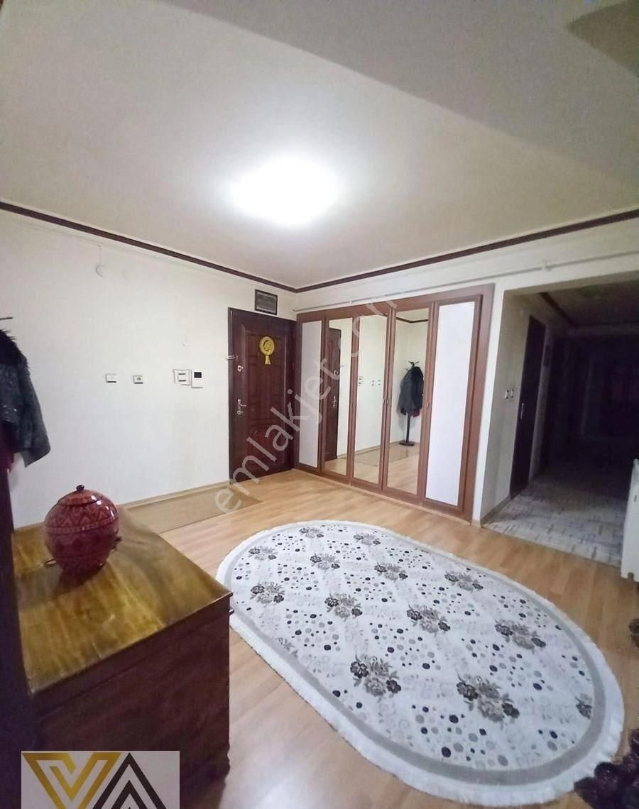 Valentia'dan Aşıkpaşada 5+1 Satılık Fırsat Daire !!! - Görsel 7