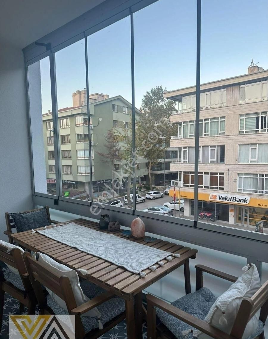 Valentia'dan Güvenevlerde Yapılı 3+1 Satılık Daire !!! - Görsel 11