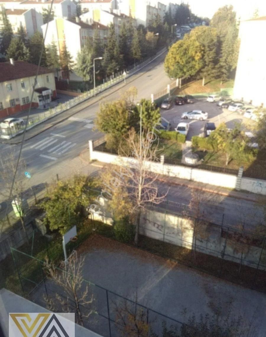 Valentia'dan Yukarı Emek Sitesinde 3+1 Satılık Daire !!! - Görsel 6