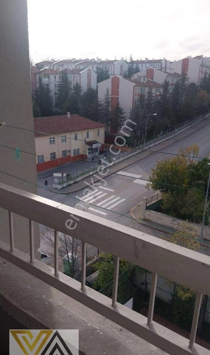 Valentia'dan Yukarı Emek Sitesinde 3+1 Satılık Daire !!! - Görsel 5