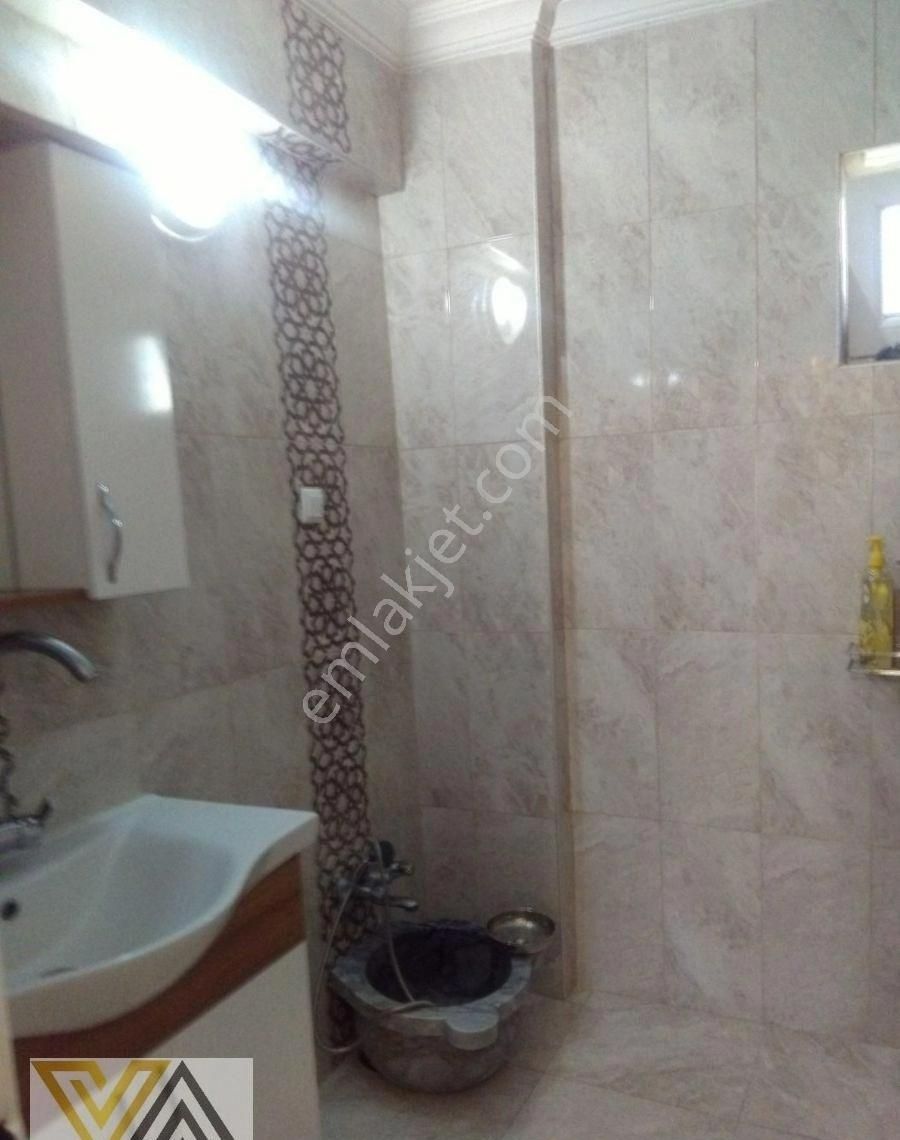 Valentia'dan Yukarı Emek Sitesinde 3+1 Satılık Daire !!! - Görsel 19