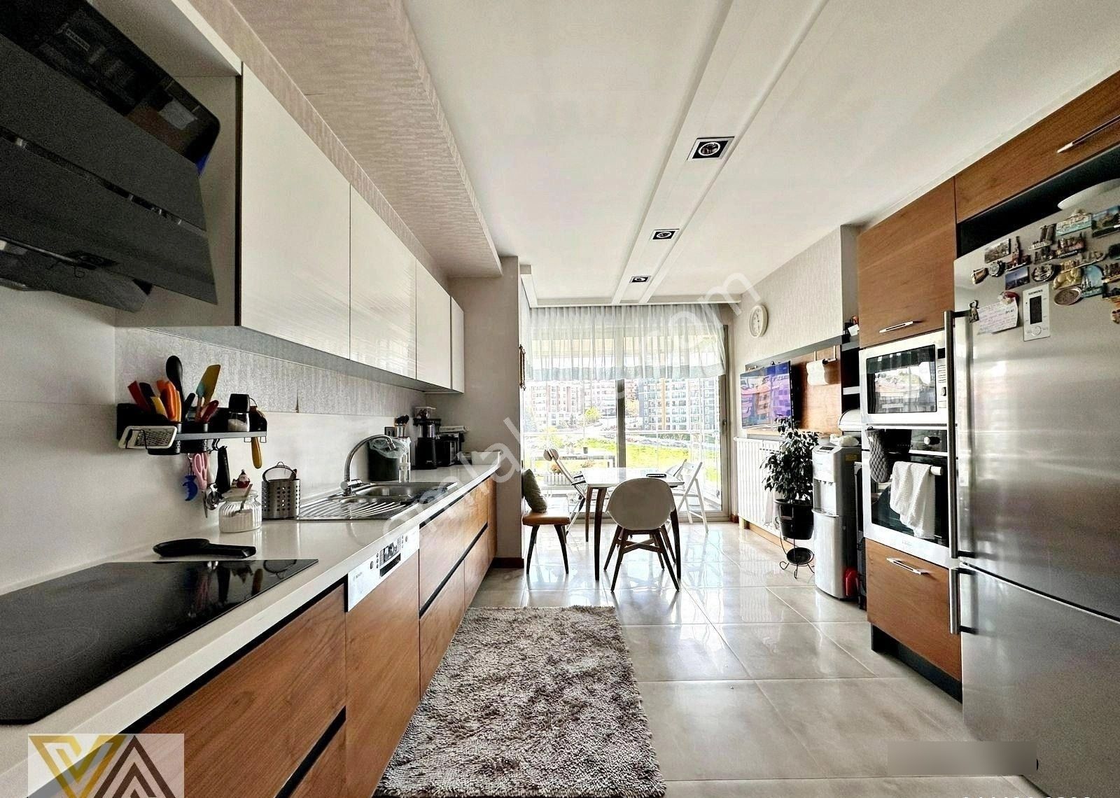 Valentia'dan Kıraner Park Sitesinde Geniş 4+1 Satılık Daire !!! - Görsel 14