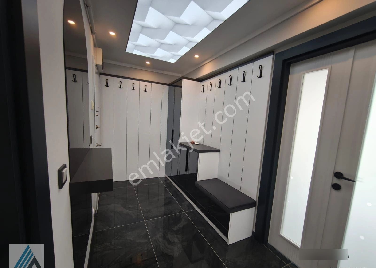 Atanora Vadi'den 2 Banyolu Cadde Yakını Lüks Yapılı Manzaralı 3+1 - Görsel 14