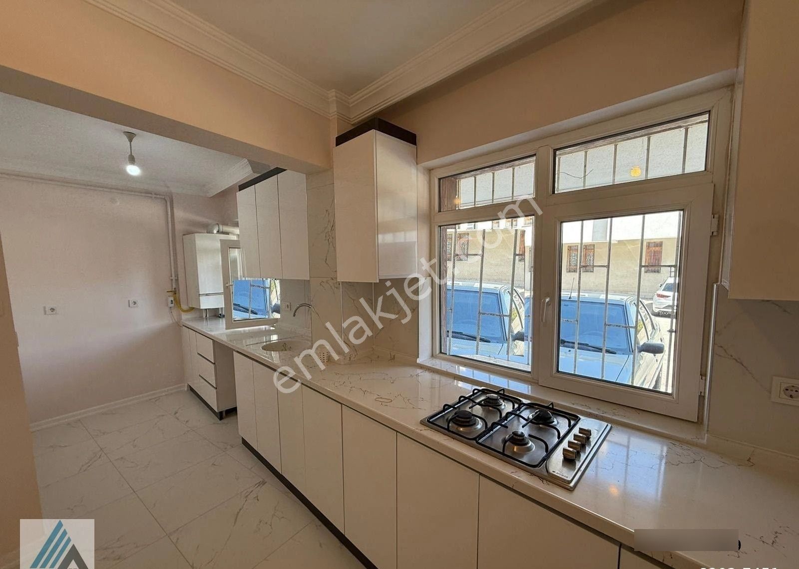 Atanora Vadi'den Dikmen'de Dayanışma Sokak Üzerinde 2+1 , 95 M2 Ön Cephe Full Yapılı Giriş - Görsel 25