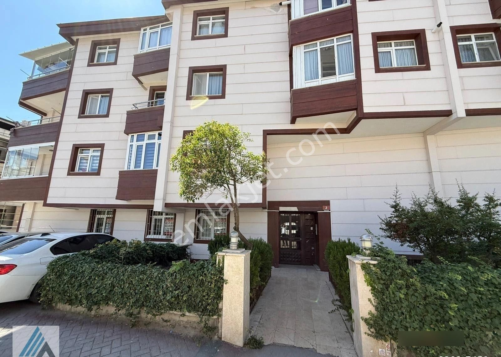 Atanora Vadi'den Dikmen'de Dayanışma Sokak Üzerinde 2+1 , 95 M2 Ön Cephe Full Yapılı Giriş - Görsel 22