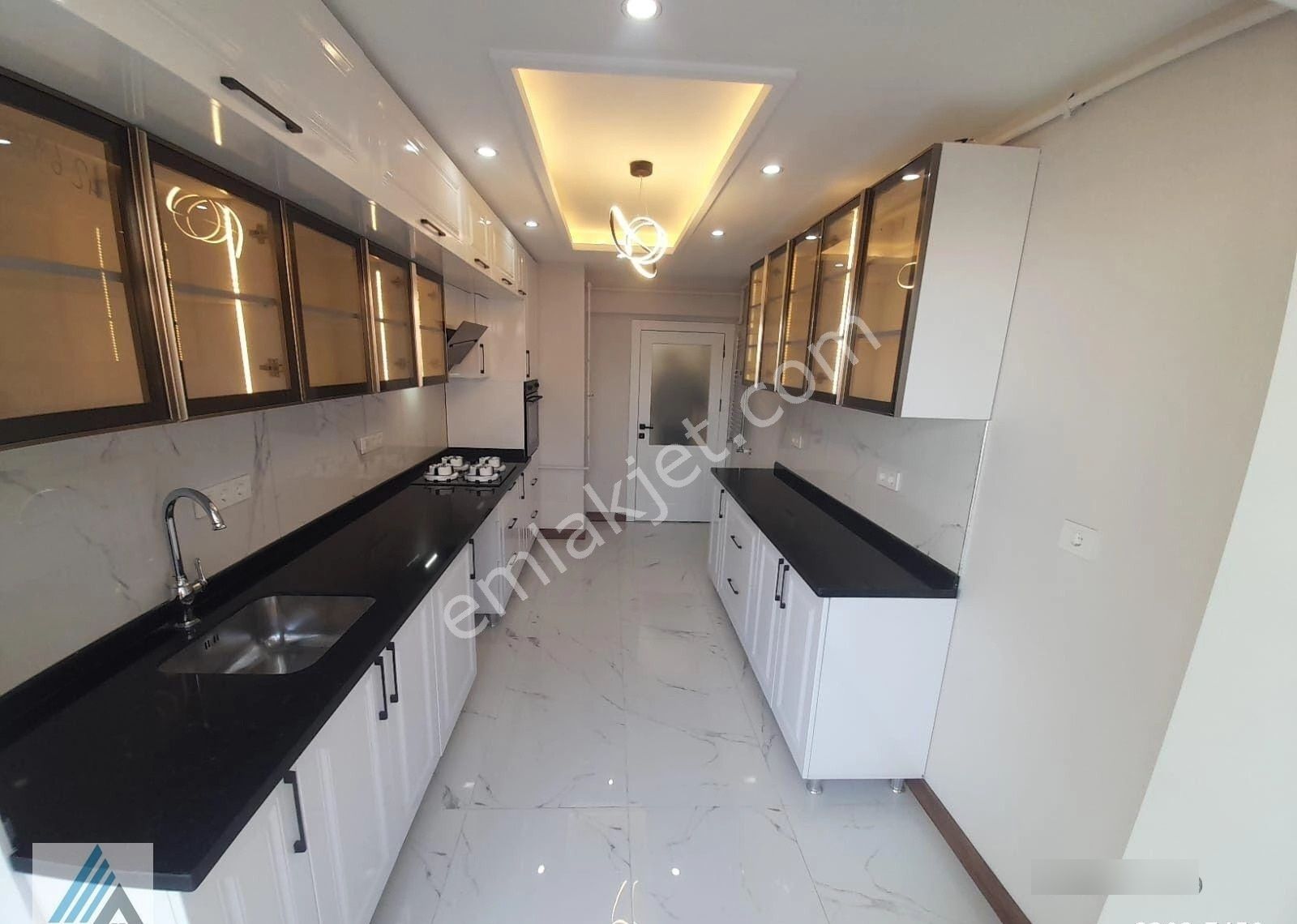 Atanora Vadi'den Cevizlidere Caddesine 2 Nci Bina Manzaralı Ara Kat 2+1 Lüxx - Görsel 4