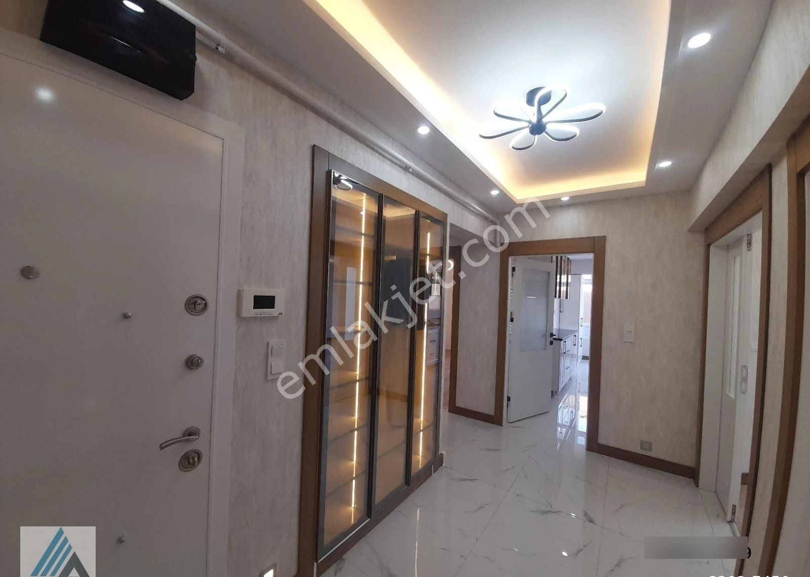 Atanora Vadi'den Cevizlidere Caddesine 2 Nci Bina Manzaralı Ara Kat 2+1 Lüxx - Görsel 17