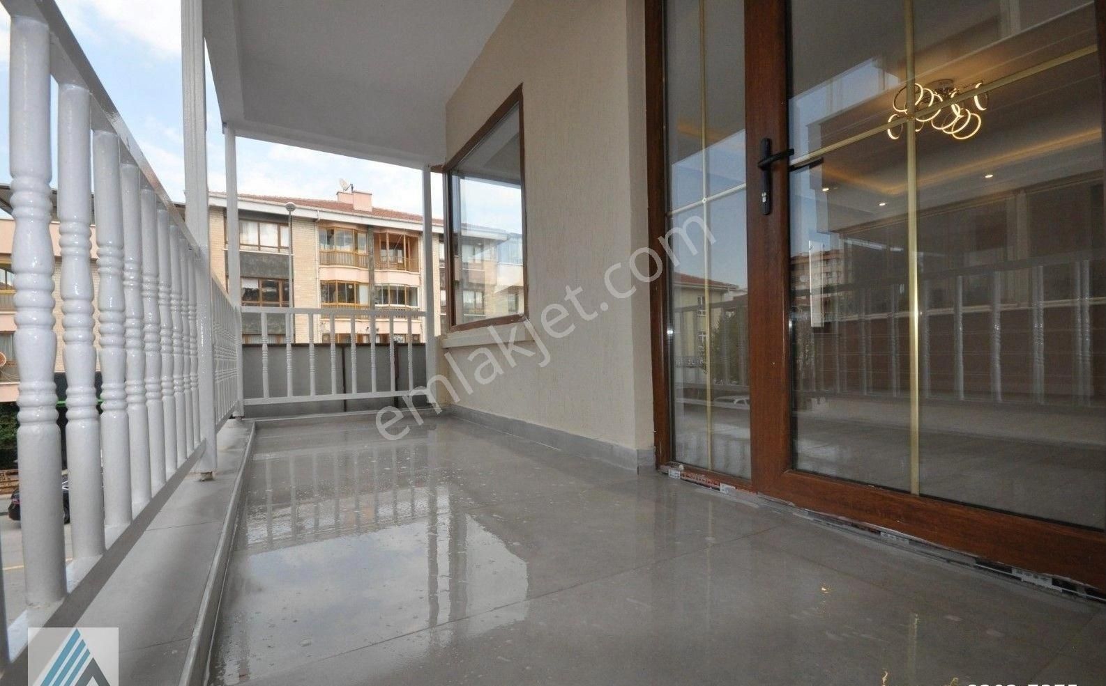 Atanora Vadi'den İlker Cadde Üzeri Lüks Yapılı Ön Cephe 2 Banyolu 3+1 - Görsel 8