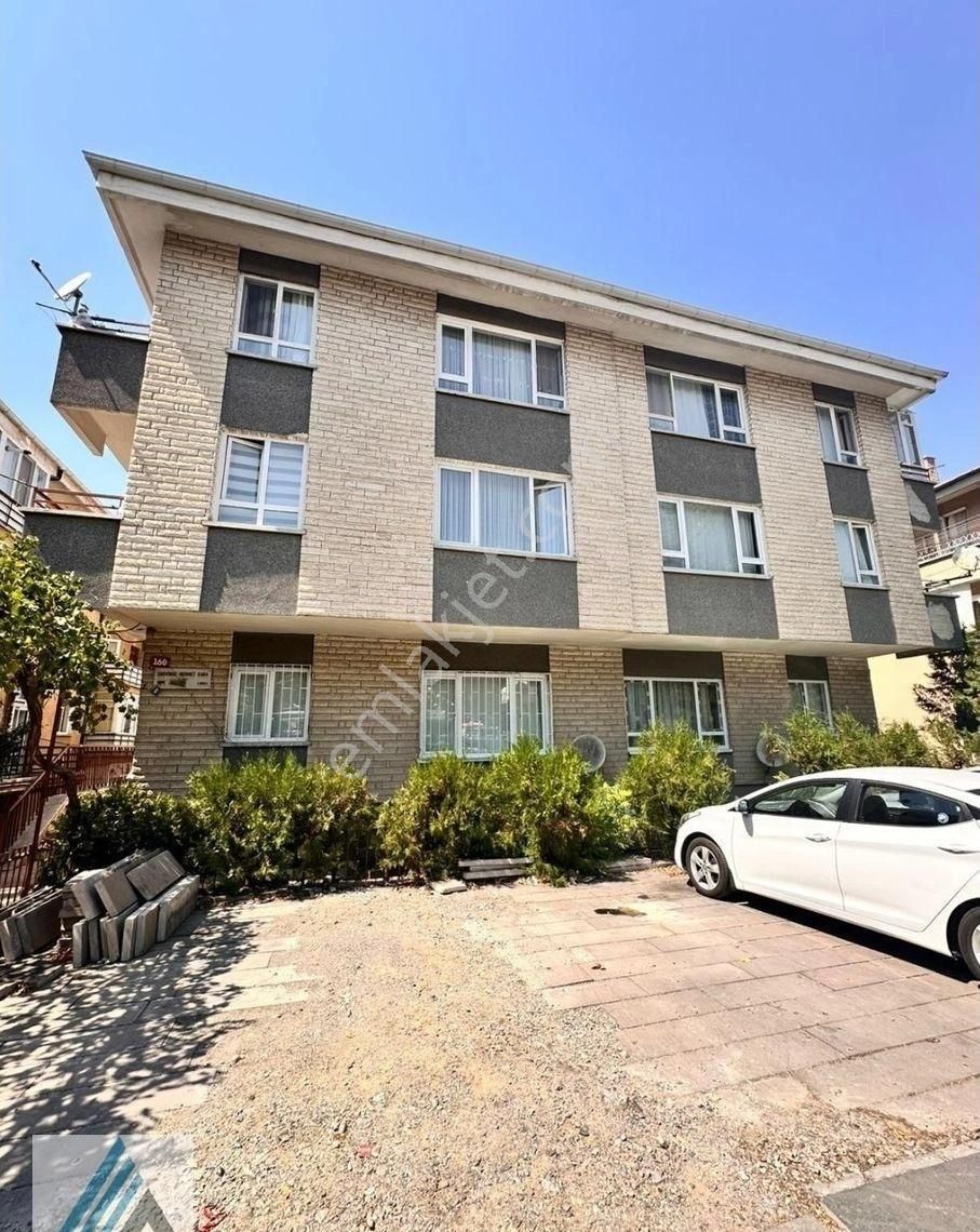 Atanora Vadi'den Sokullu Cad.üzeri Amerikan Mutfak Lüks Yapılı Teras Kullanımlı 3+1 - Görsel 14