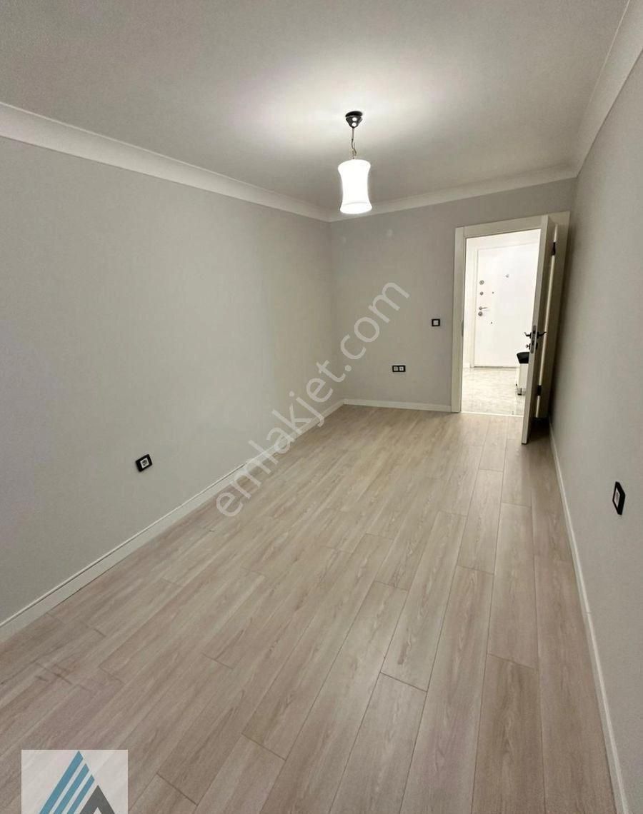 Atanora Vadi'den Sokullu Cad.üzeri Amerikan Mutfak Lüks Yapılı Teras Kullanımlı 3+1 - Görsel 12