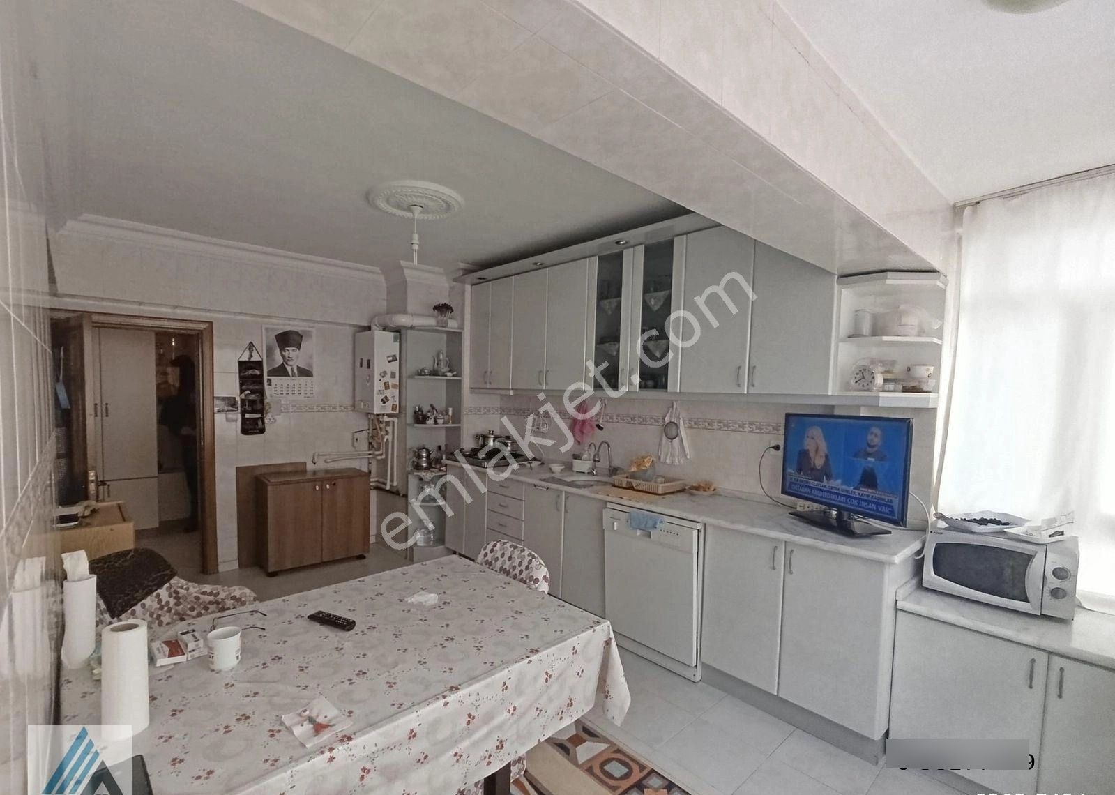 Atanora Vadi'den Dikmen'de Satılık Cadde Yakını 170m2 Daire - Görsel 20