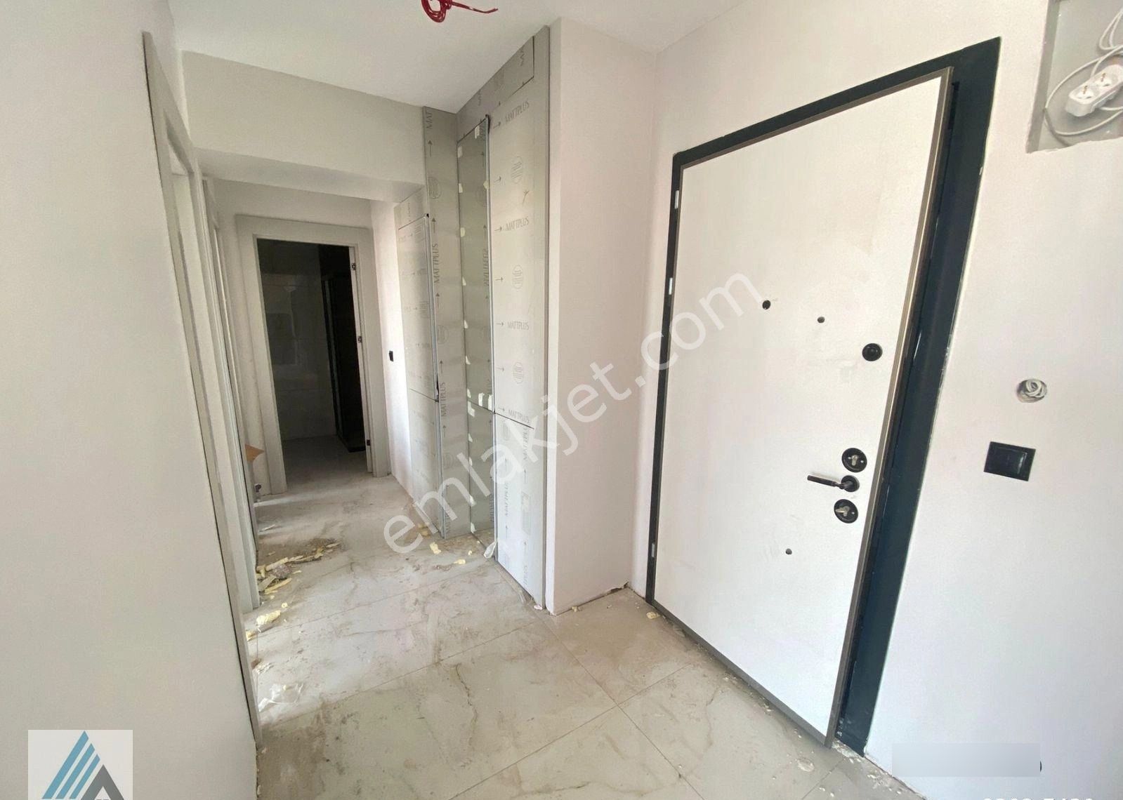 Atanora Vadi'den Crystal Tower 'de Ara Katlar'da Manzaralı Lüks 2+1 Daireler - Görsel 14