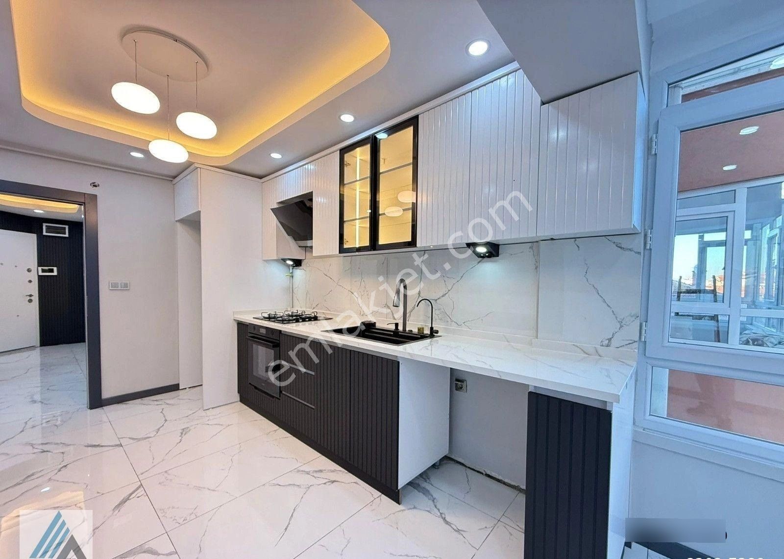 Atanora Vadi'den Lizbon Cad. Üzerinde 3+1 Arakat Manzaralı Süperlüx Yapılı Satılık Daire - Görsel 11