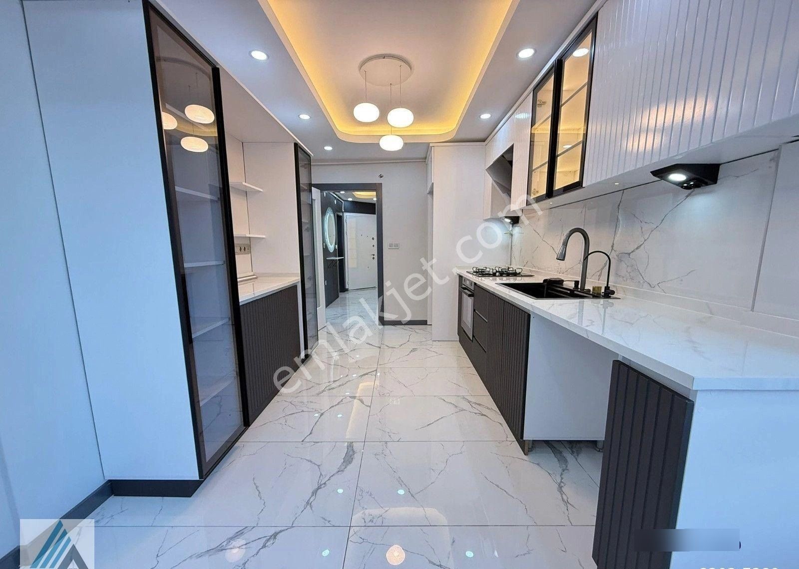 Atanora Vadi'den Lizbon Cad. Üzerinde 3+1 Arakat Manzaralı Süperlüx Yapılı Satılık Daire - Görsel 19