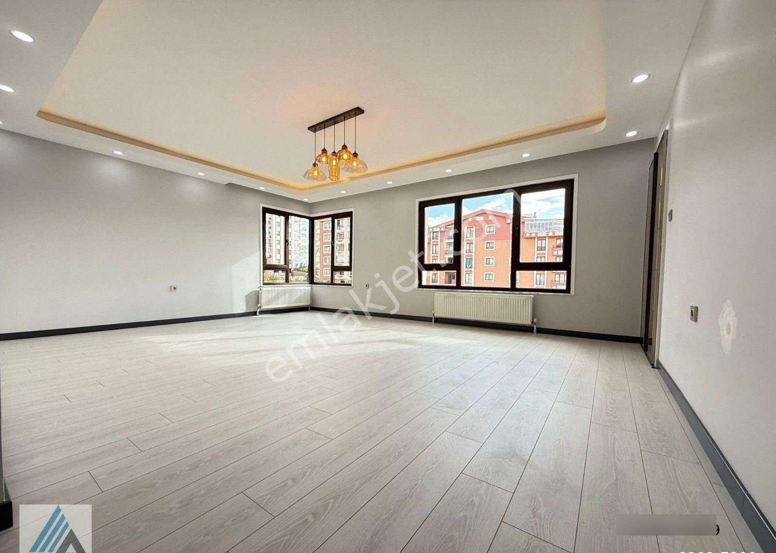 Atanora Vadi'den Cevizlidere Cad. Yakını 3+1 Süperlüx Yapılı Vadi Ve Orman Manz. Arakat Satılık Dair - Görsel 5