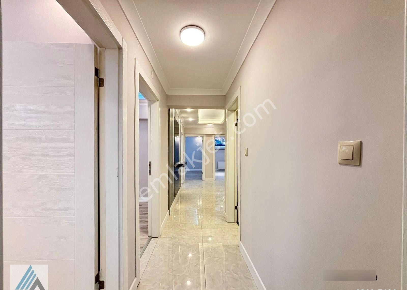 Atanora Vadi'den Perçem Sokak'ta Ana Cadde Yakını,giriş Kat,3+1+kilerli,lüks Yapılı - Görsel 17