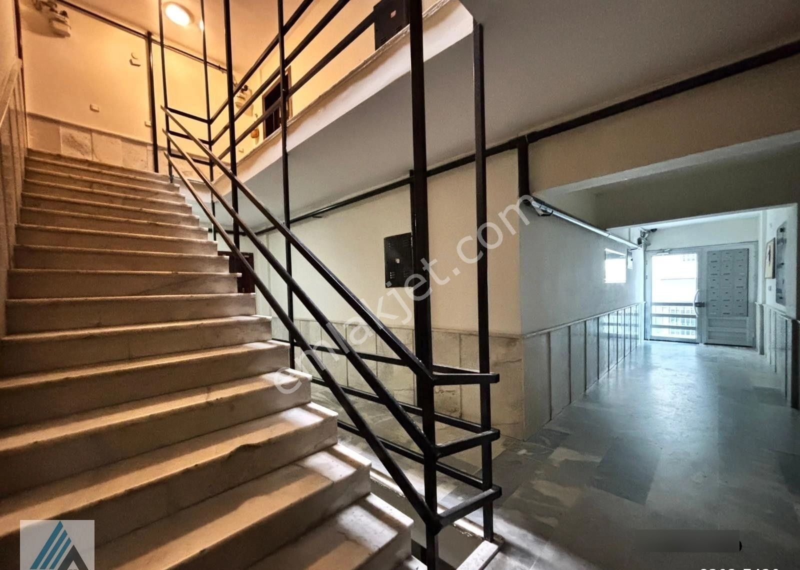 Atanora Vadi'den Perçem Sokak'ta Ana Cadde Yakını,giriş Kat,3+1+kilerli,lüks Yapılı - Görsel 24