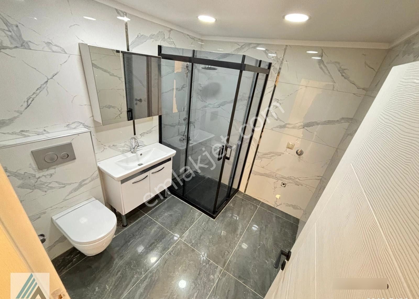 Atanora Vadi'den Perçem Sokak'ta Ana Cadde Yakını,giriş Kat,3+1+kilerli,lüks Yapılı - Görsel 20