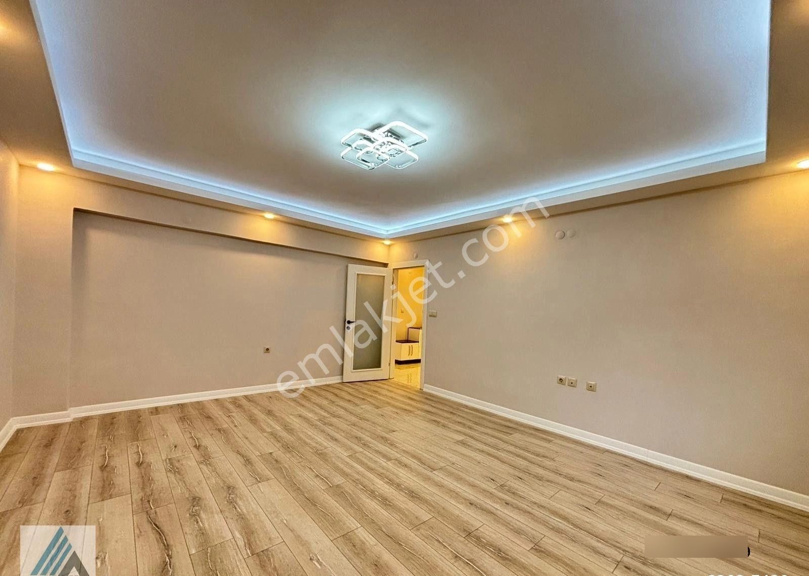 Atanora Vadi'den Perçem Sokak'ta Ana Cadde Yakını,giriş Kat,3+1+kilerli,lüks Yapılı - Görsel 15