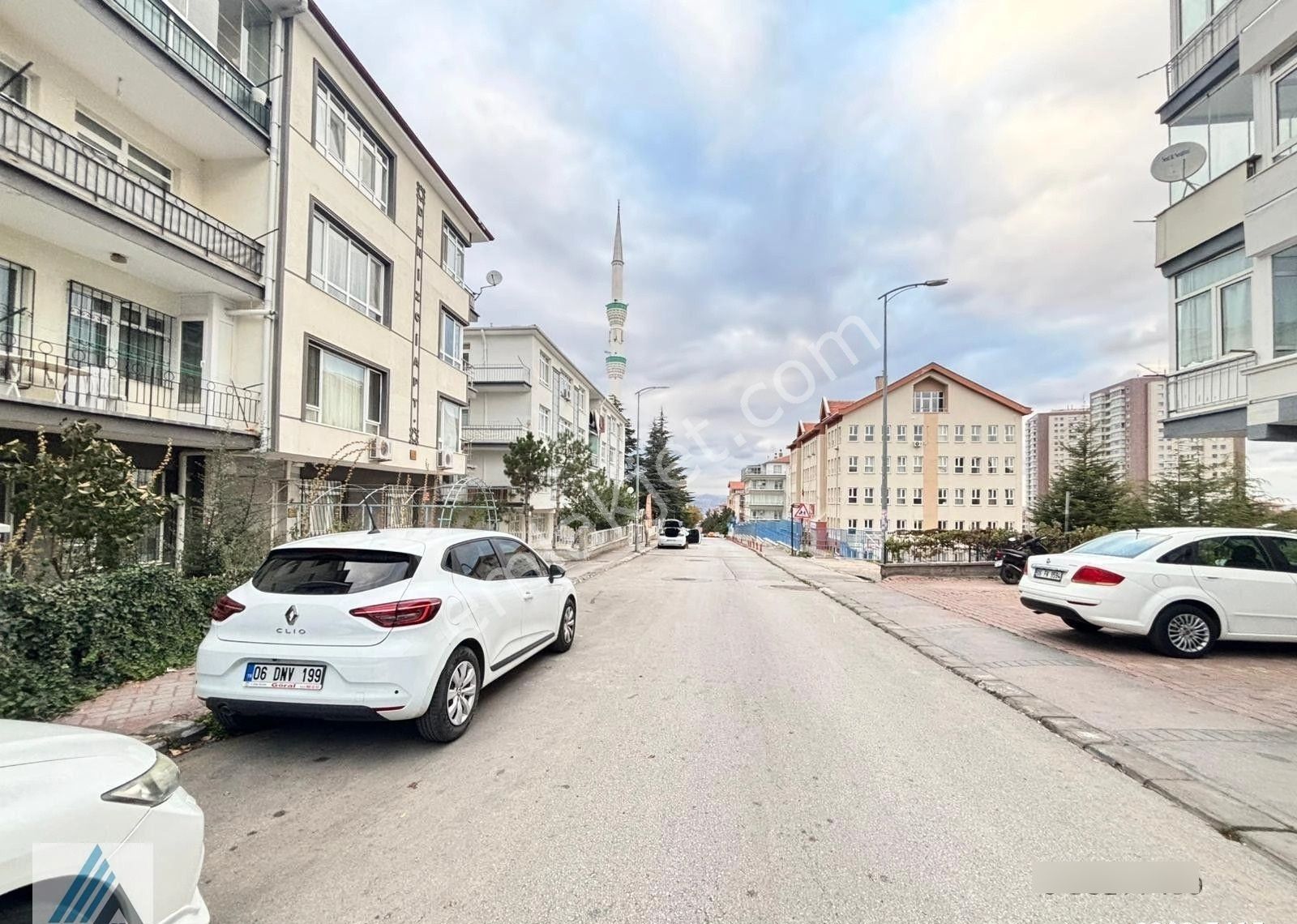 Atanora Vadi'den 3+1 Kombili Manzaralı Arakatta Isı Yalıtımlı Sokullu Cd Paralelinde Merkezi Konumda - Görsel 7