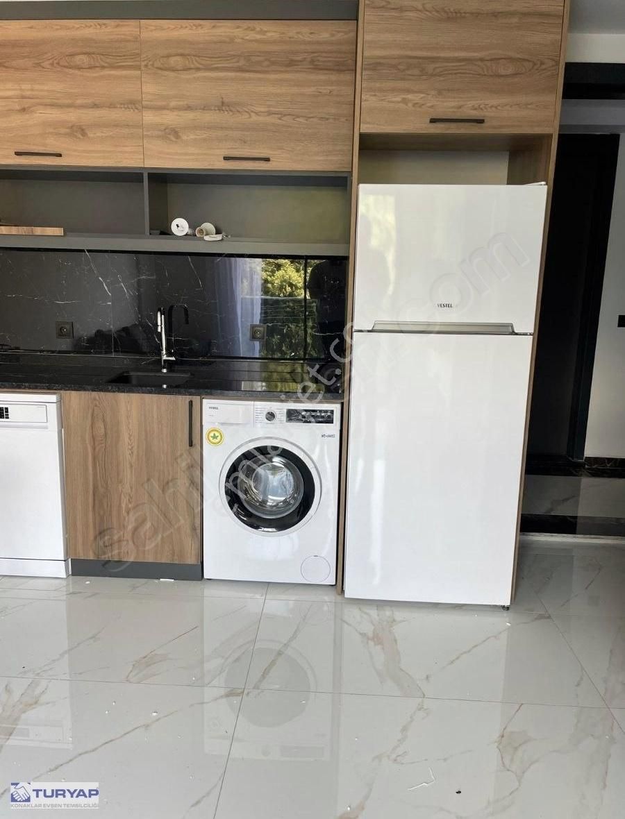 Turyap Evşen'den 1+1 Luks Katta Eşyalı 3 Katta - Görsel 23