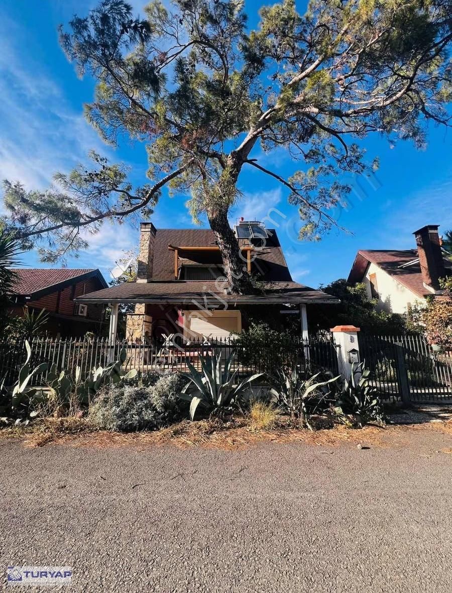 Müstakil 3+1 Full Eşyalı Bahçeli Villa - Görsel 27