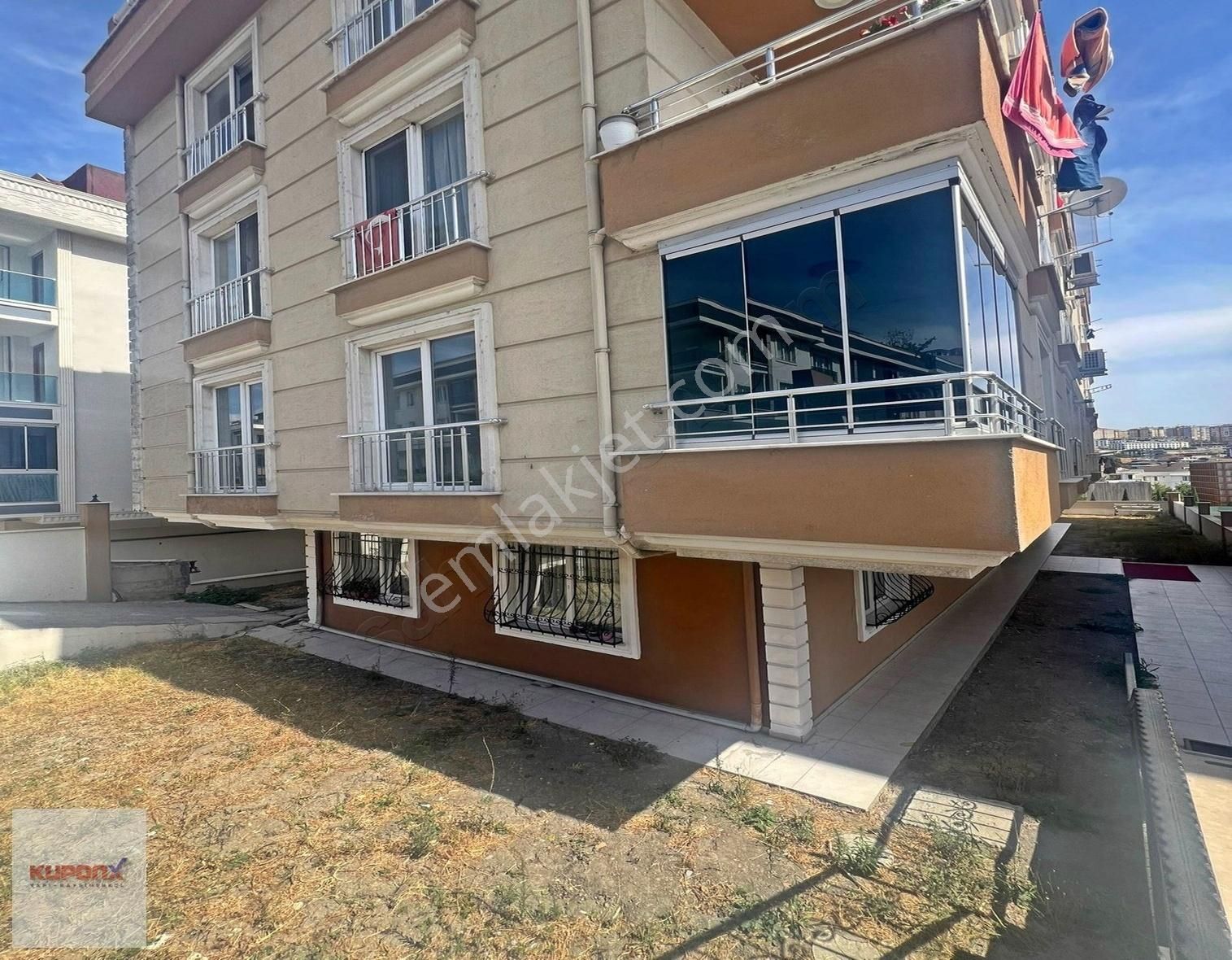 Beylikdüzü Kavaklıda Fırsat 4+2 Dublex Daire