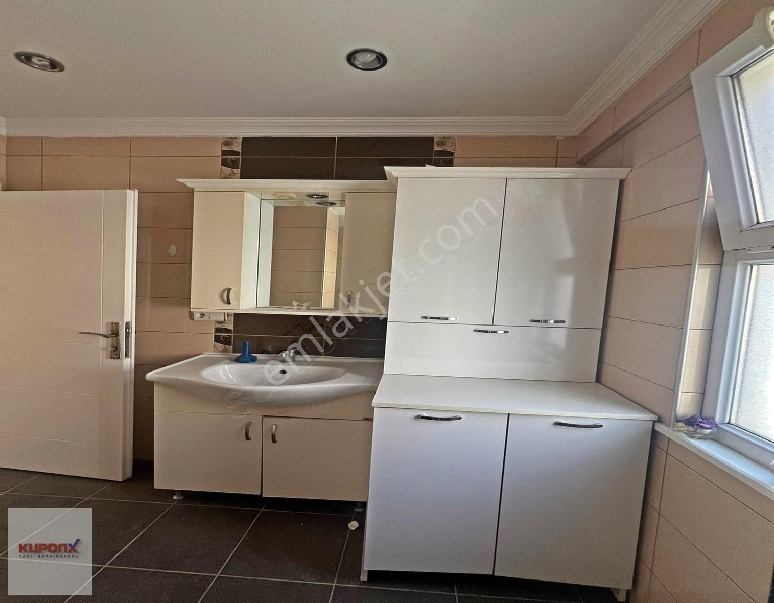 Beylikdüzü Kavaklıda Fırsat 4+2 Dublex Daire - Görsel 24