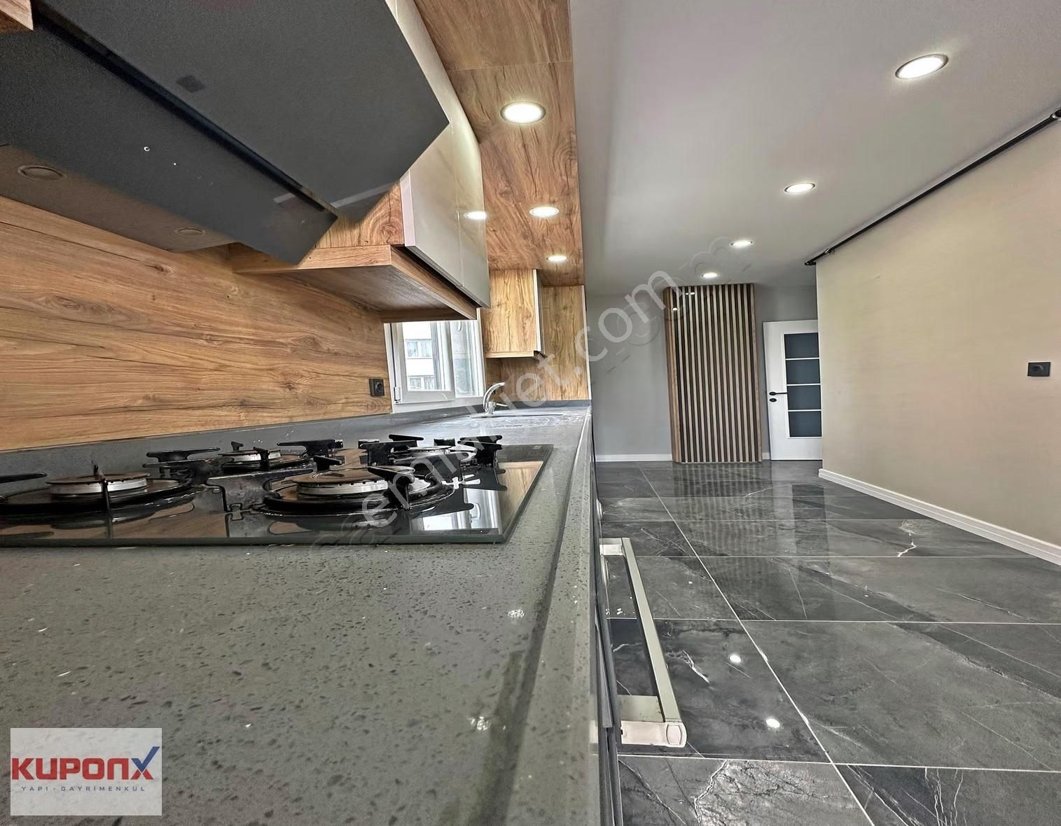 Beylikdüzü'nden Geniş Oturumlu Ön Cepheli Kaçırılmaz 3+1 Daire!! - Görsel 15