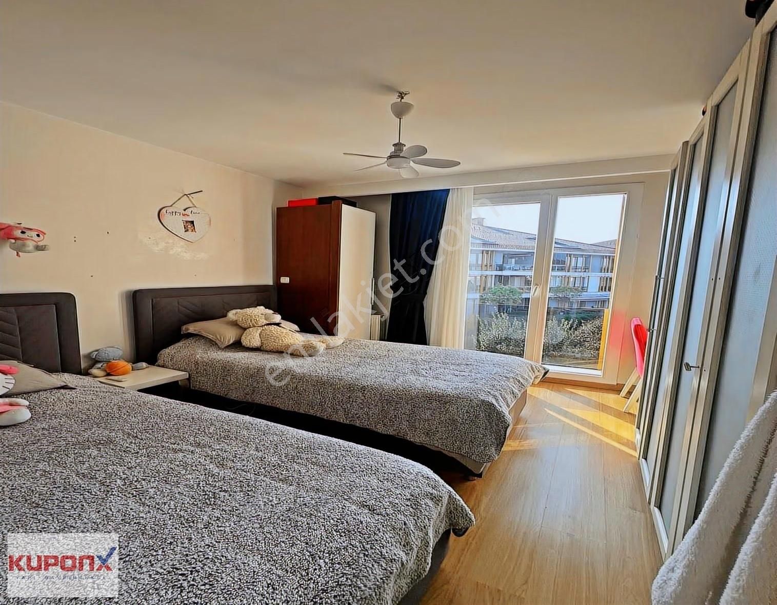 Avcılar Park Evleri'nden Lux Mimarisiyle Havuz Cepheli 2+1 Daire - Görsel 4