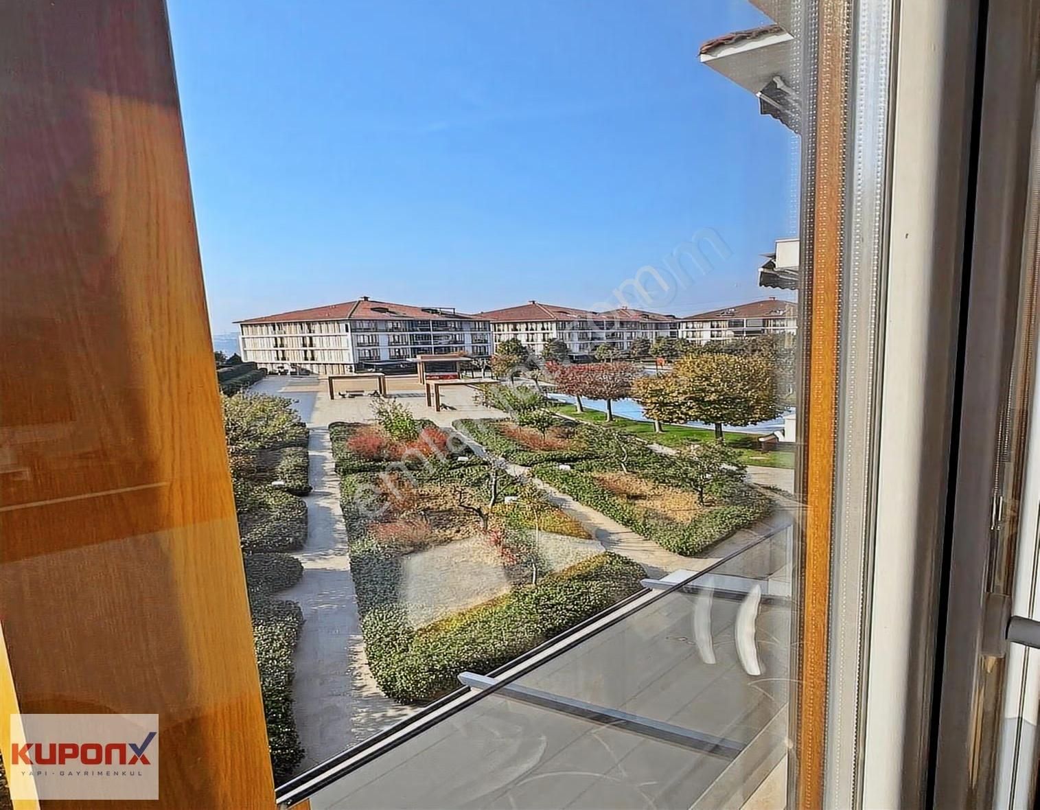 Avcılar Park Evleri'nden Lux Mimarisiyle Havuz Cepheli 2+1 Daire - Görsel 11