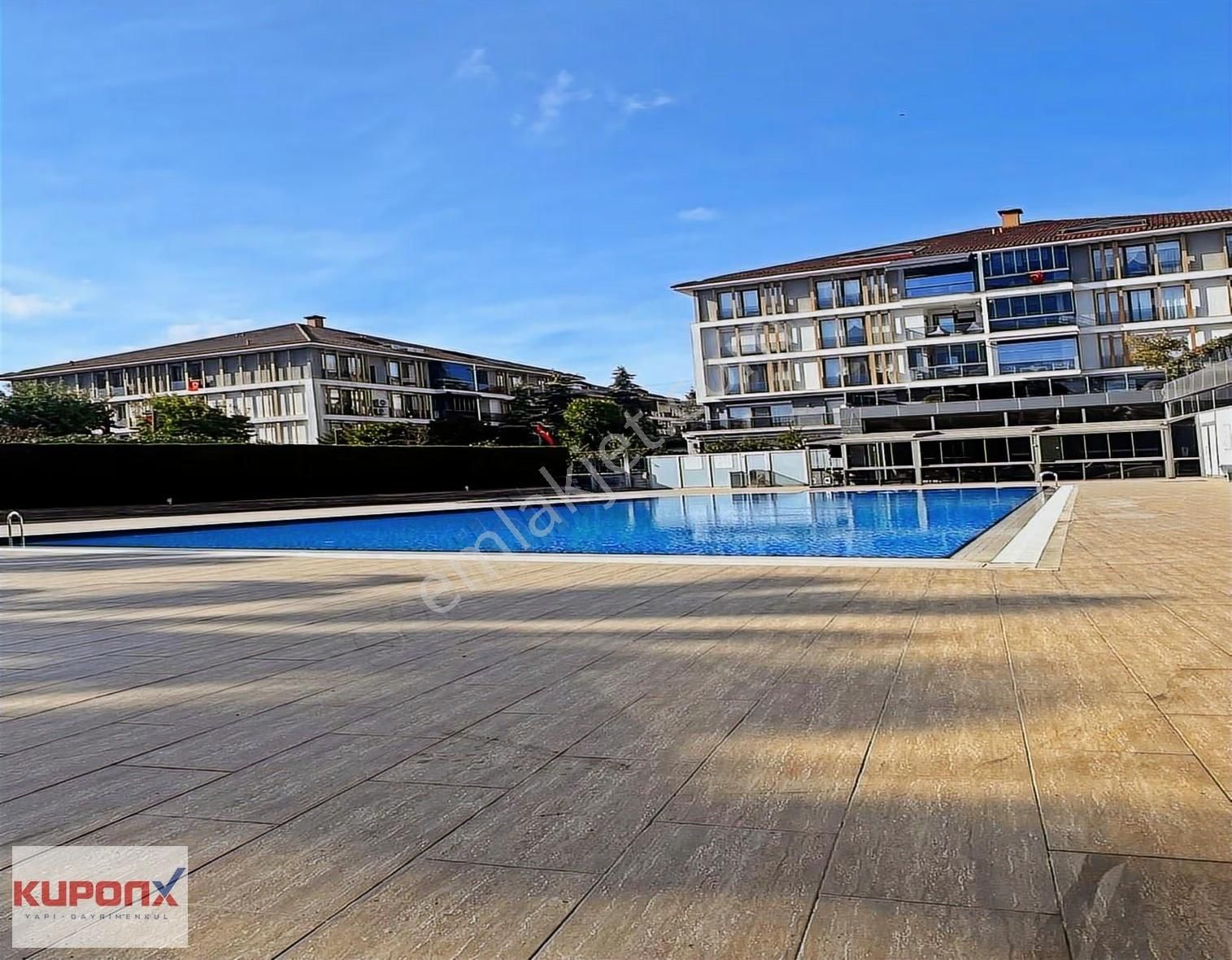 Avcılar Park Evleri'nden Lux Mimarisiyle Havuz Cepheli 2+1 Daire - Görsel 10