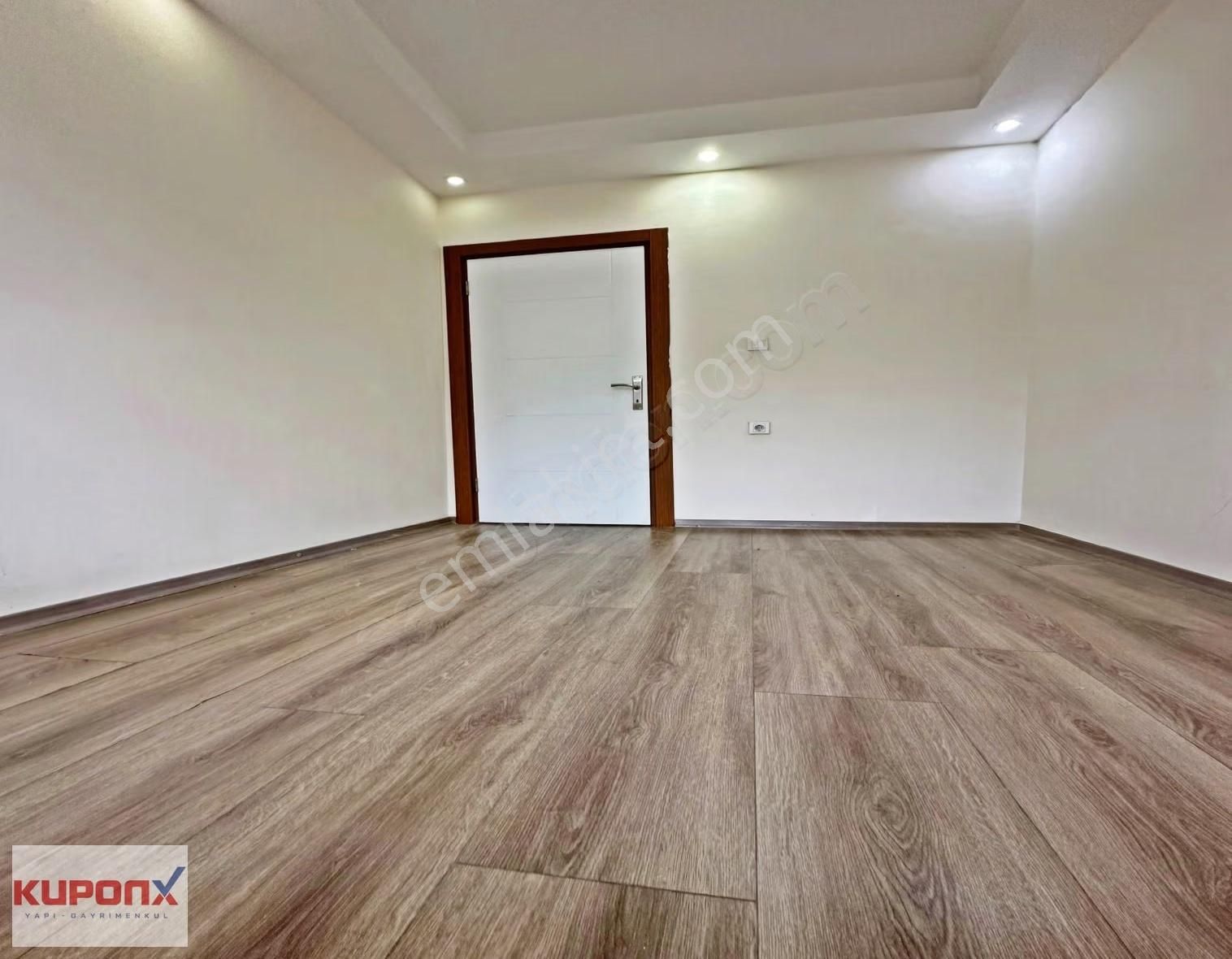 Beylikdüzü Kavaklı'dan Merkezi Konumu İle 2+1 Kiralık Daire !!!! - Görsel 24