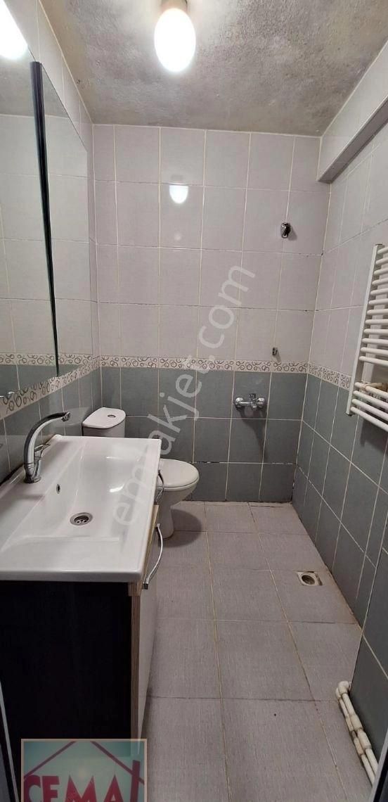 Cemal Emlak Bursa Yıldırım Şıble Meydan 2+1 Ekonomik - Görsel 10