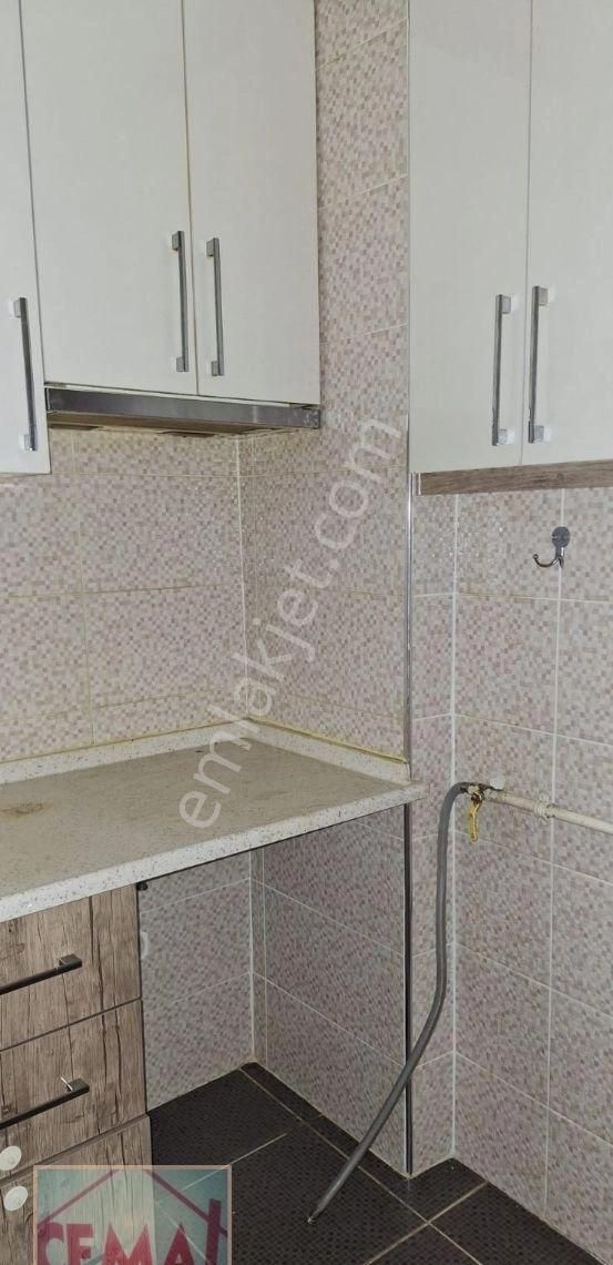 Cemal Emlak Bursa Yıldırım Şıble Meydan 2+1 Ekonomik - Görsel 26