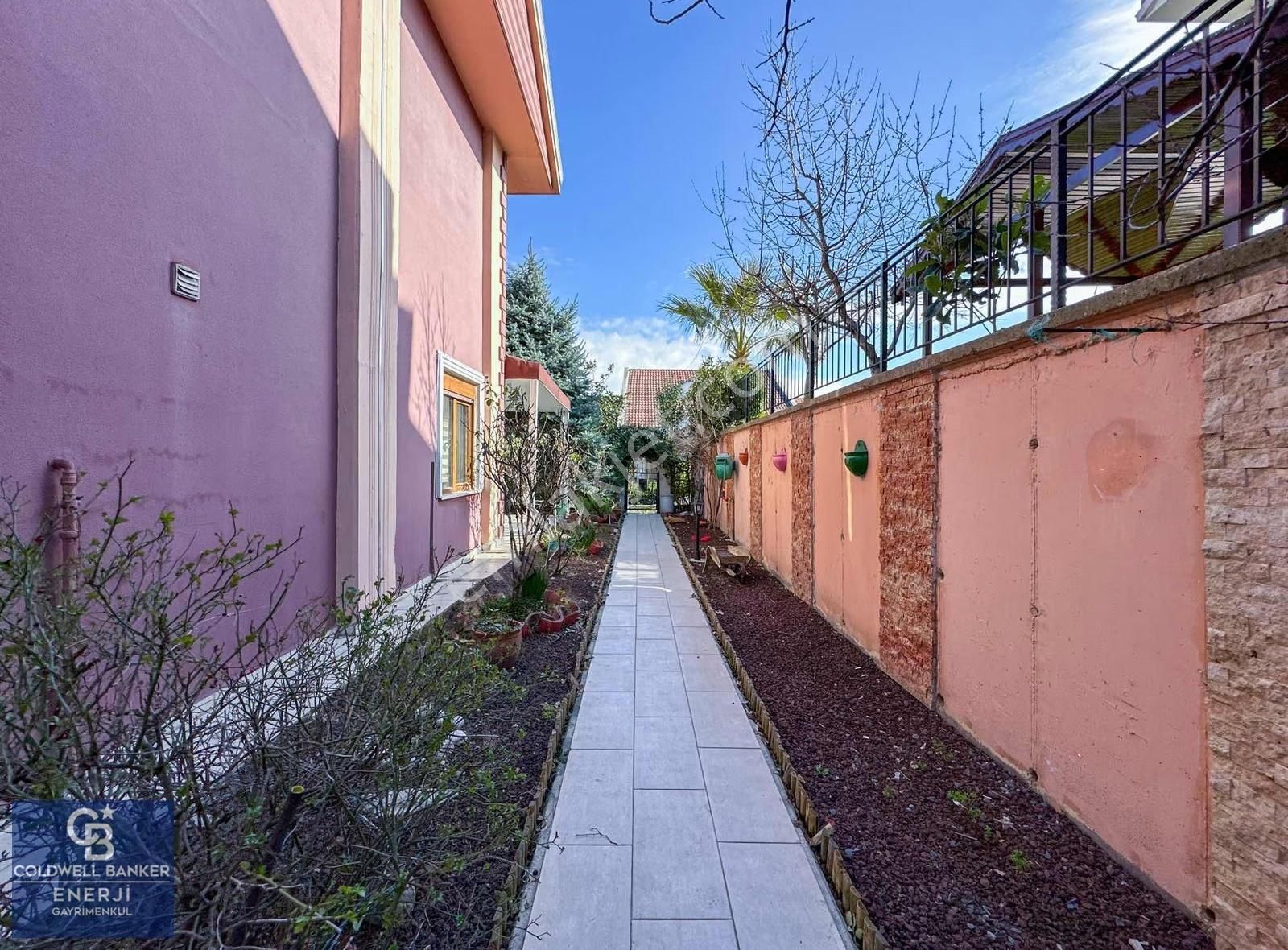 Bahçeşehir 2. Kısım'da Satılık 5+2 Tam Müstakil Triplex Villa - Görsel 15