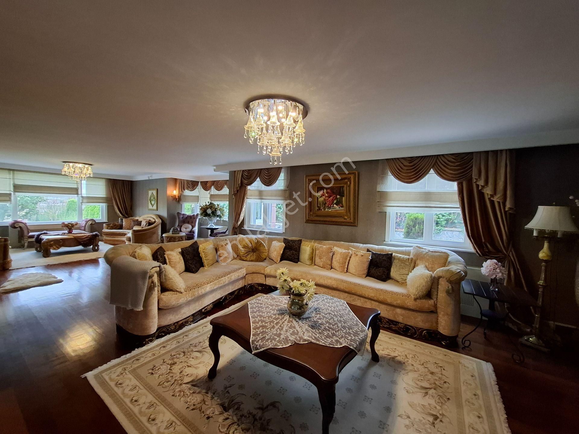 Büyükçekmece Tepekent'te Satılık 7+2 Göl Manzaralı Müstakil Havuzlu Villa - Görsel 14