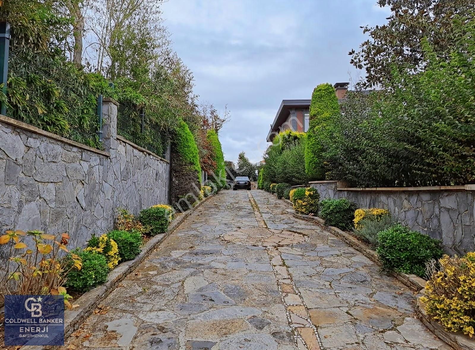 Büyükçekmece Tepekent'te Satılık 7+2 Göl Manzaralı Müstakil Havuzlu Villa - Görsel 6