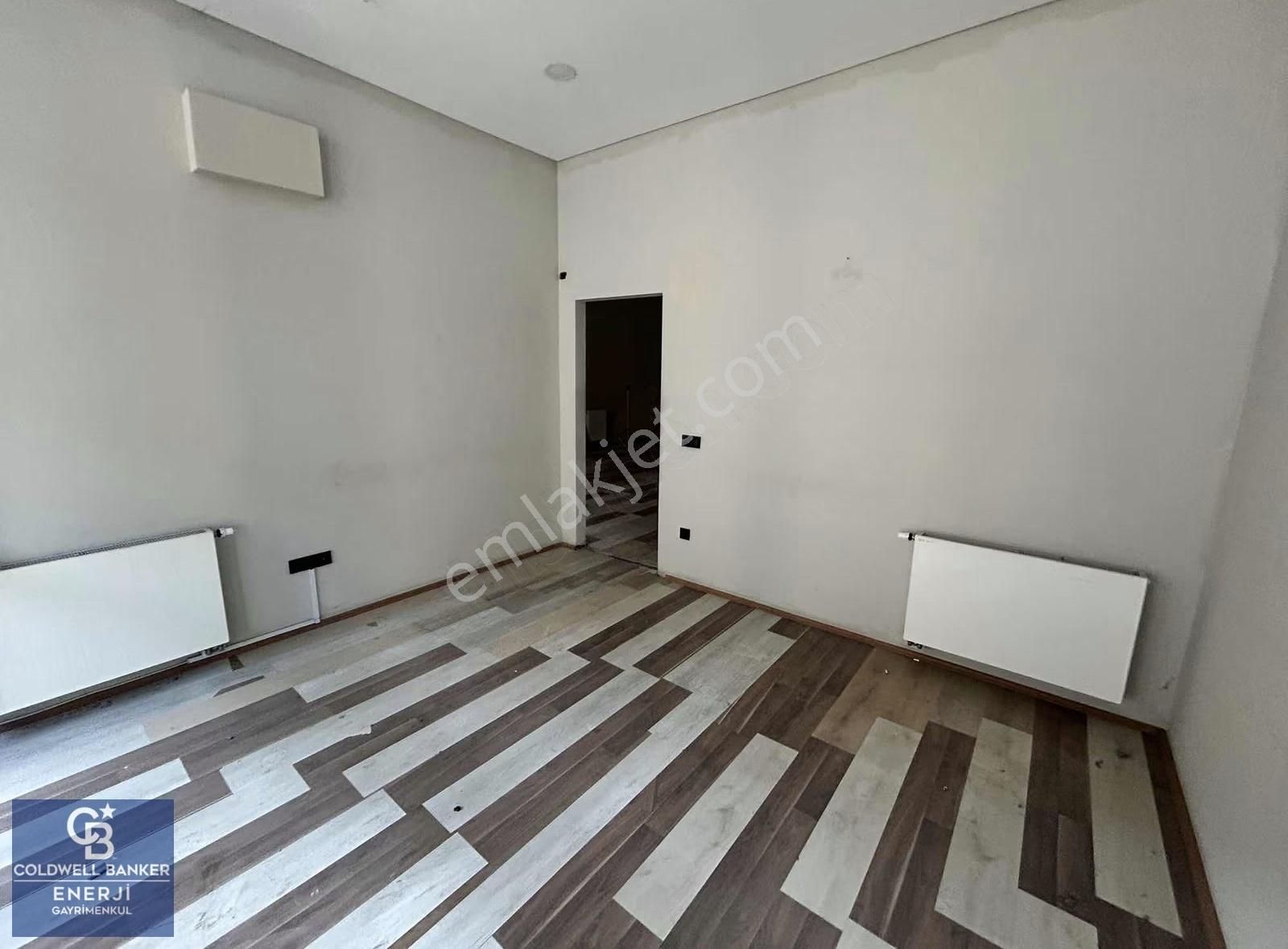 Avcılar Kiralık 2+1 Ofis E-5' E 100 M. Mesafede Metrobüse Yakın - Görsel 18